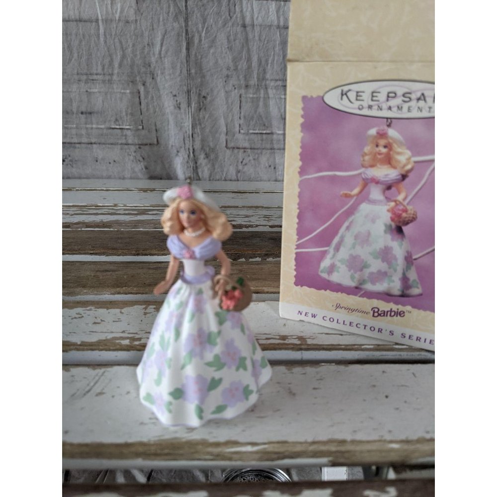 Hallmark springtime Barbie 1995 first ornament Xma